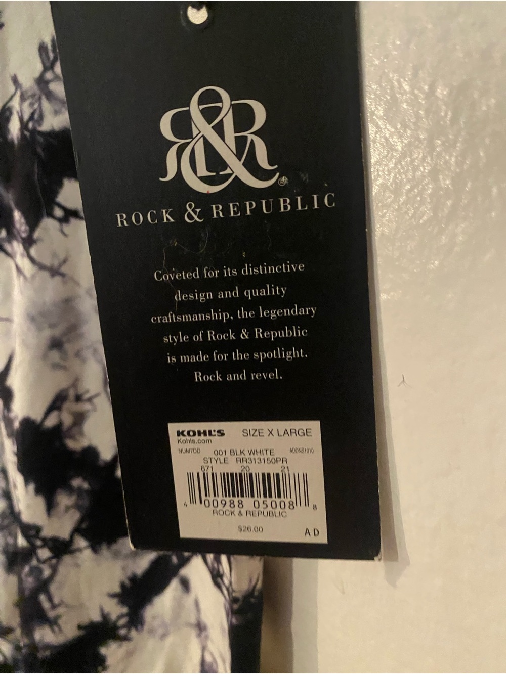 Rock & Republic Black and White Tie-Dye Tank - Picture 4 of 6